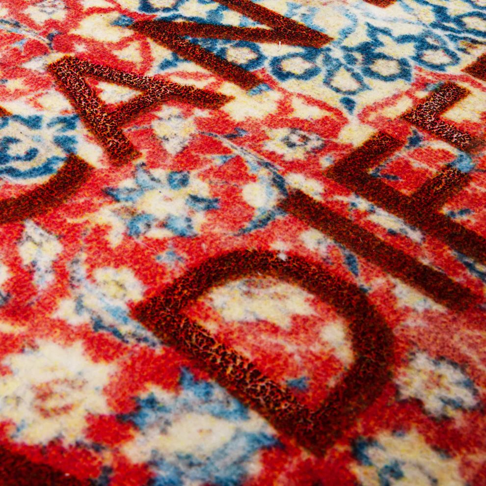 Ковер Seletti Burnt Carpet Difference 18244