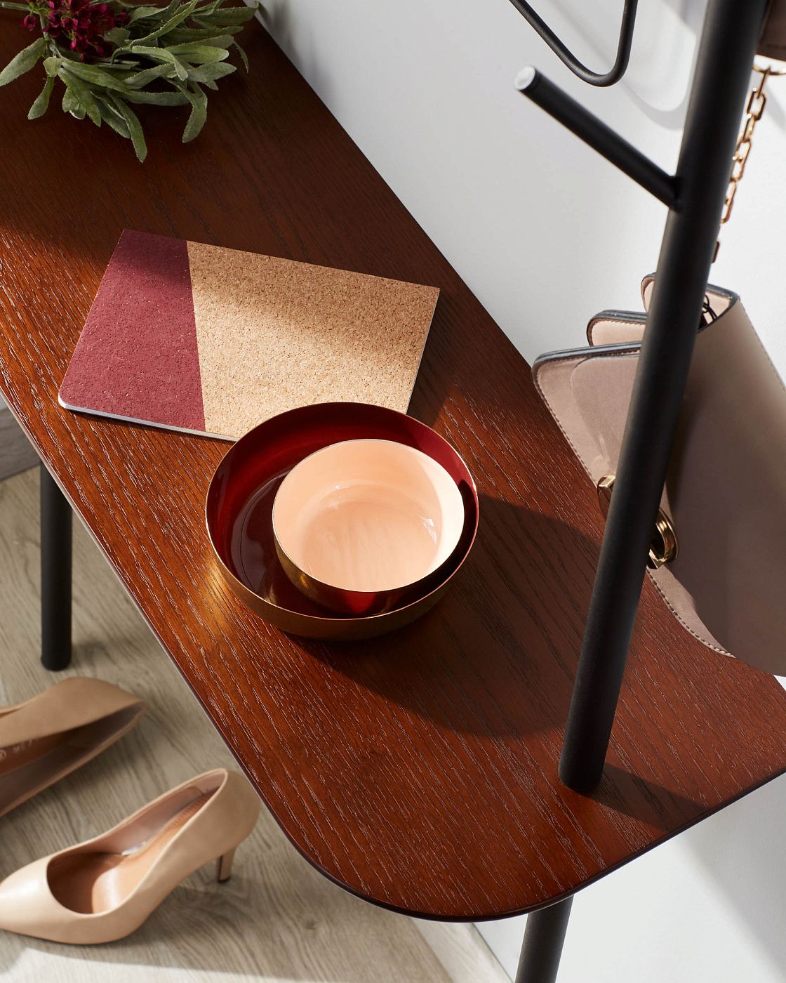 Вешалка La Forma Marcolina Percha LF-072493