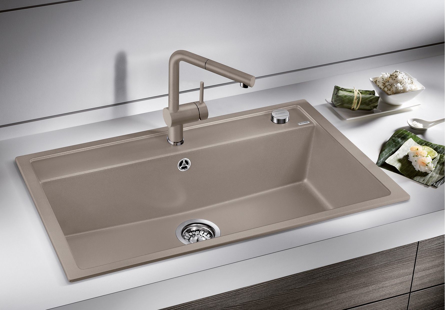 Кухонная мойка Blanco Dalago 8 Silgranit Black 525877