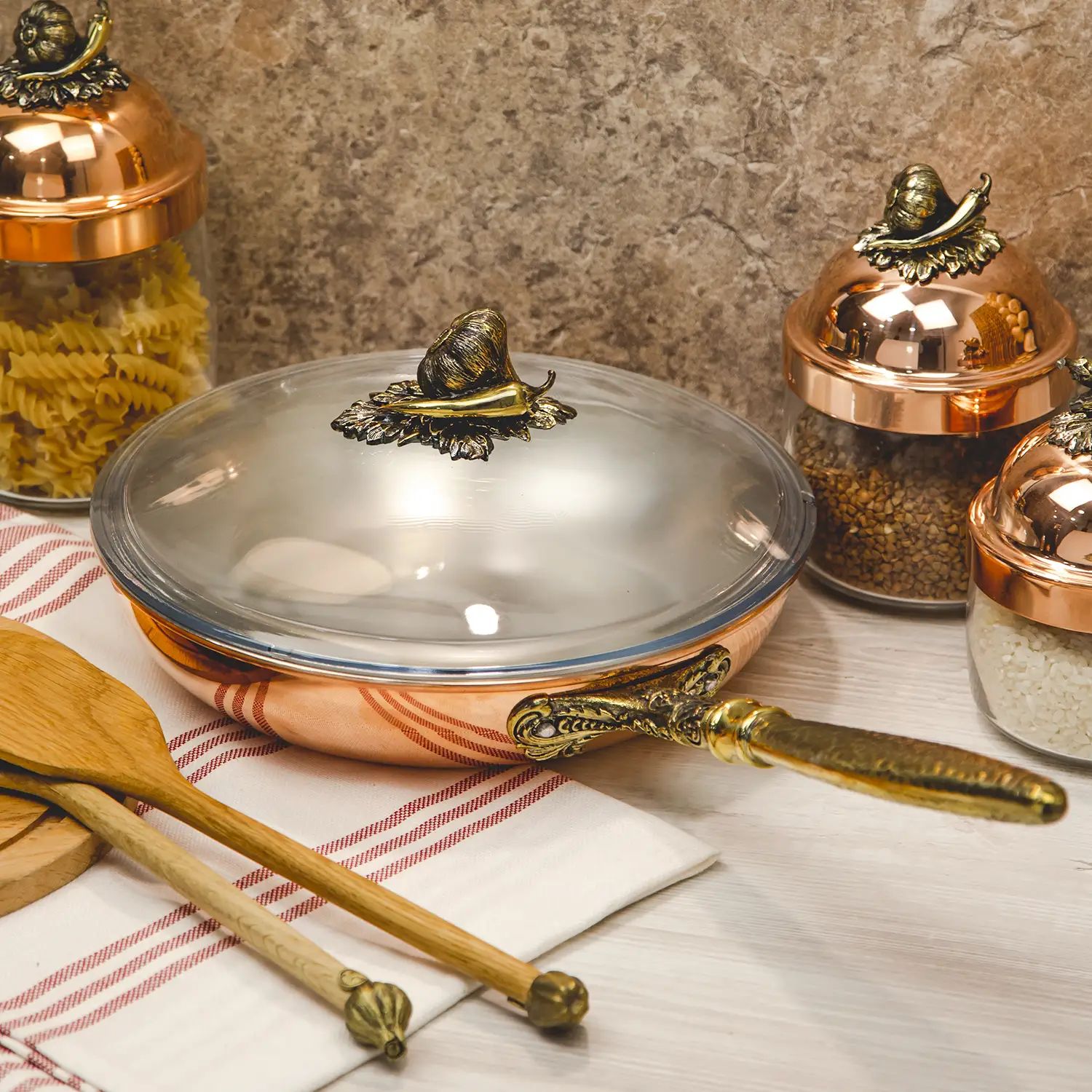 Сковорода с крышкой Кольчугинский Мельхиор KM111797