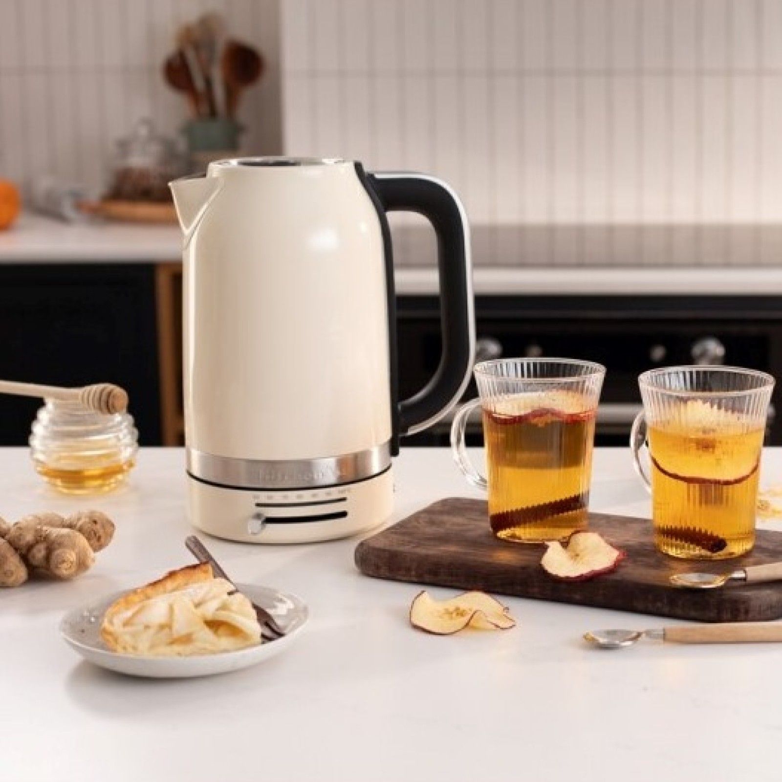 Электрочайник KitchenAid 5KEK1701EAC