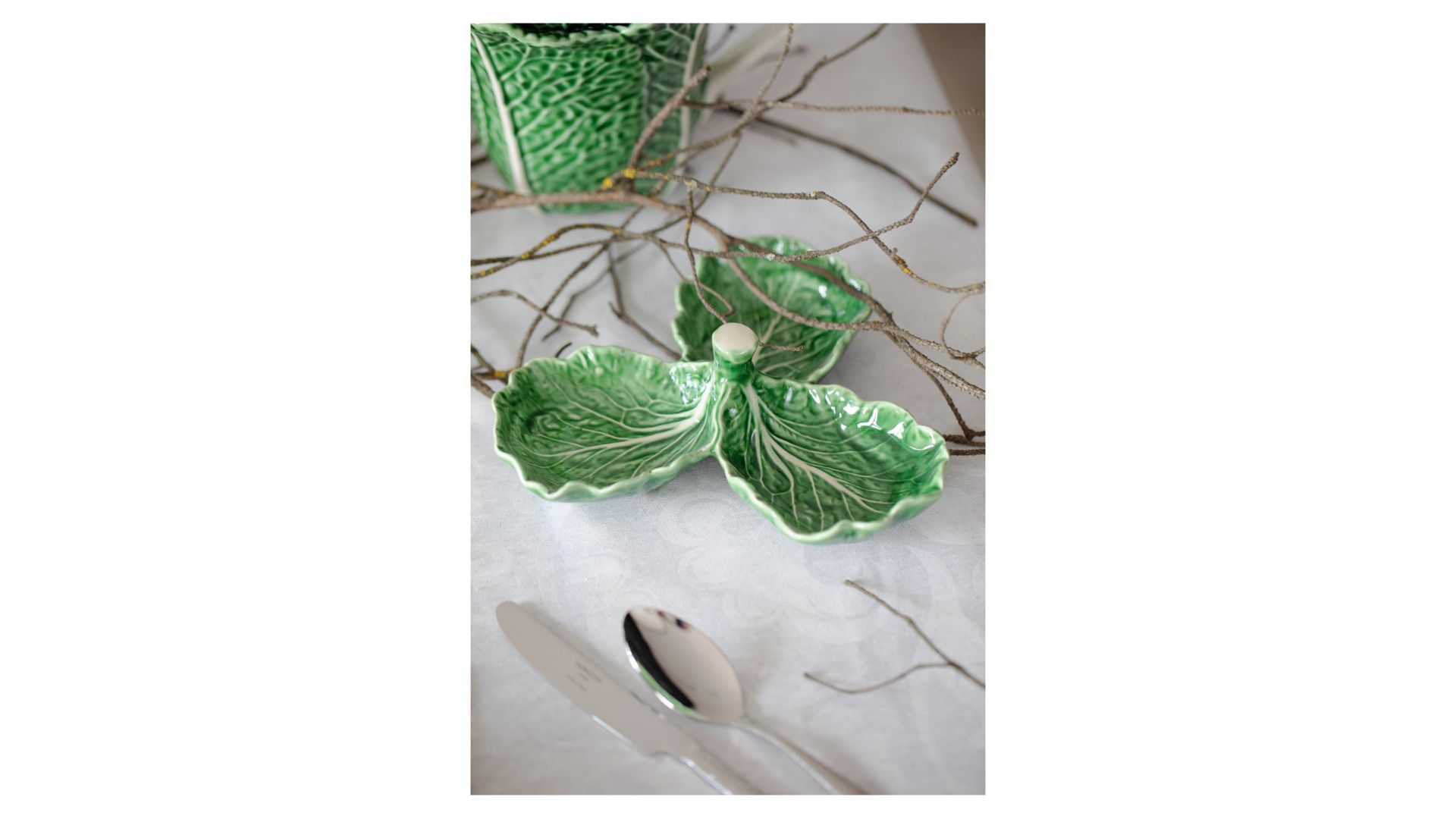 Менажница Bordallo Pinheiro Cabbage Olive Dish 65000578