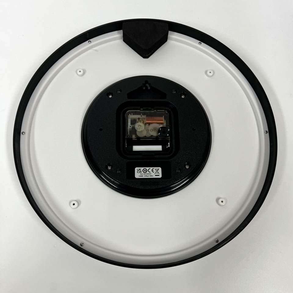 Настенные часы Seiko Quartz Wall Clock QXA640KN