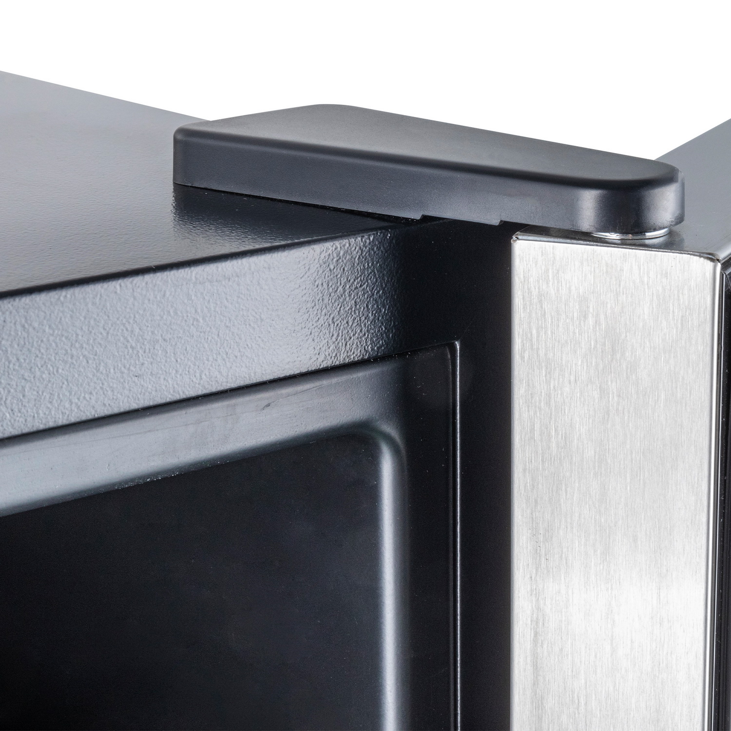 Винный шкаф Temptech Premium WP180SCS