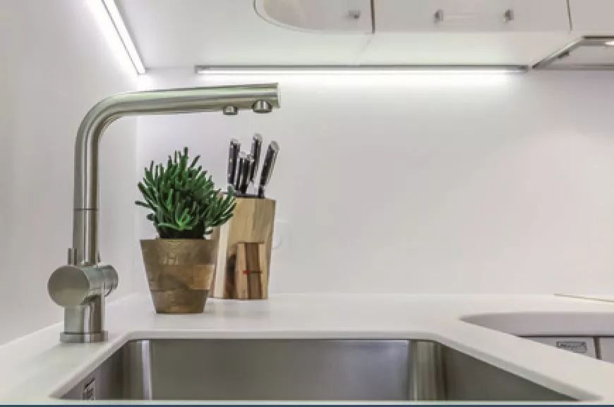 Кухонный смеситель Franke Atlas 120.0179.978