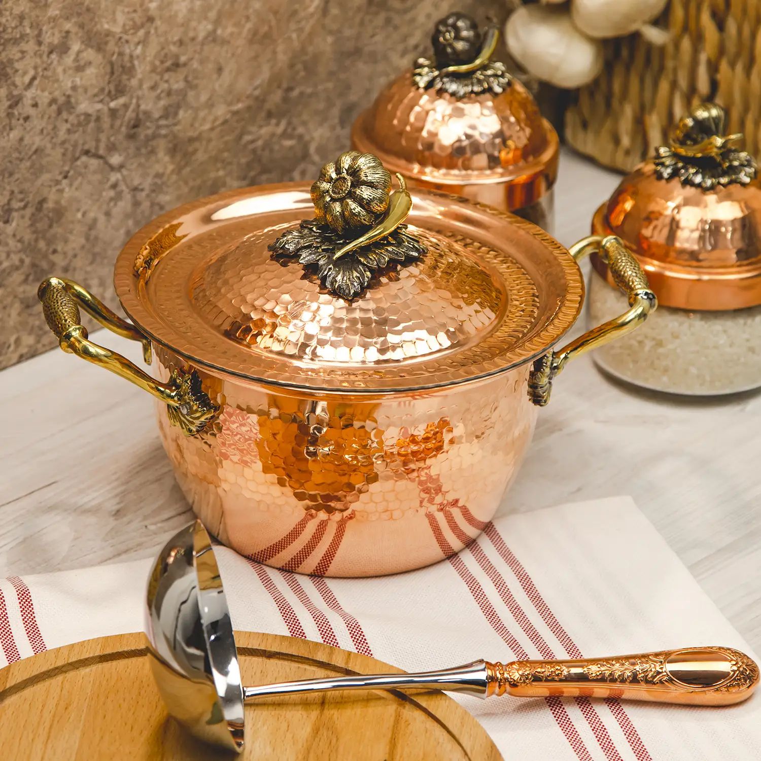 Кастрюля с крышкой Кольчугинский Мельхиор KM111792