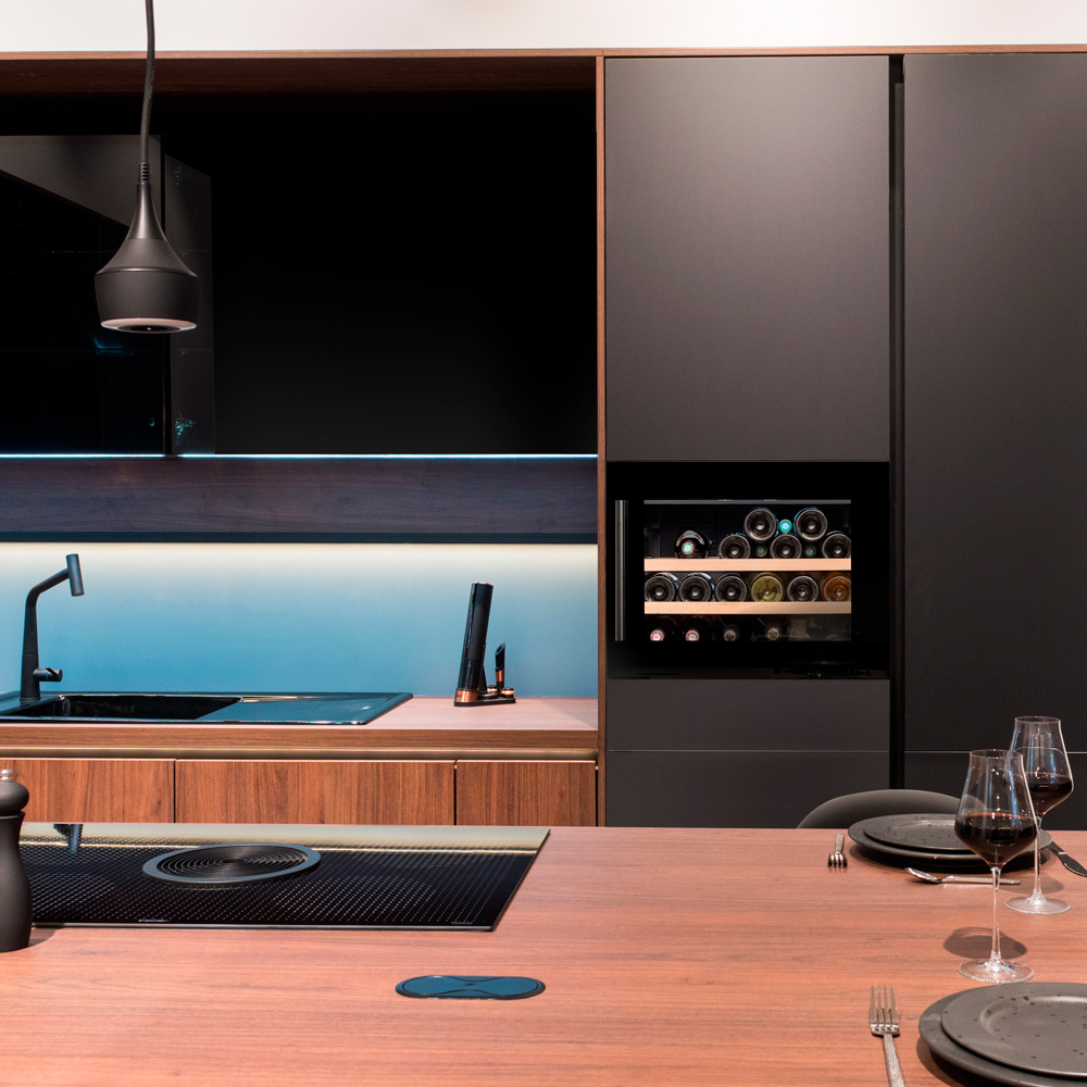 Встраиваемый винный шкаф Climadiff CBI28S1B