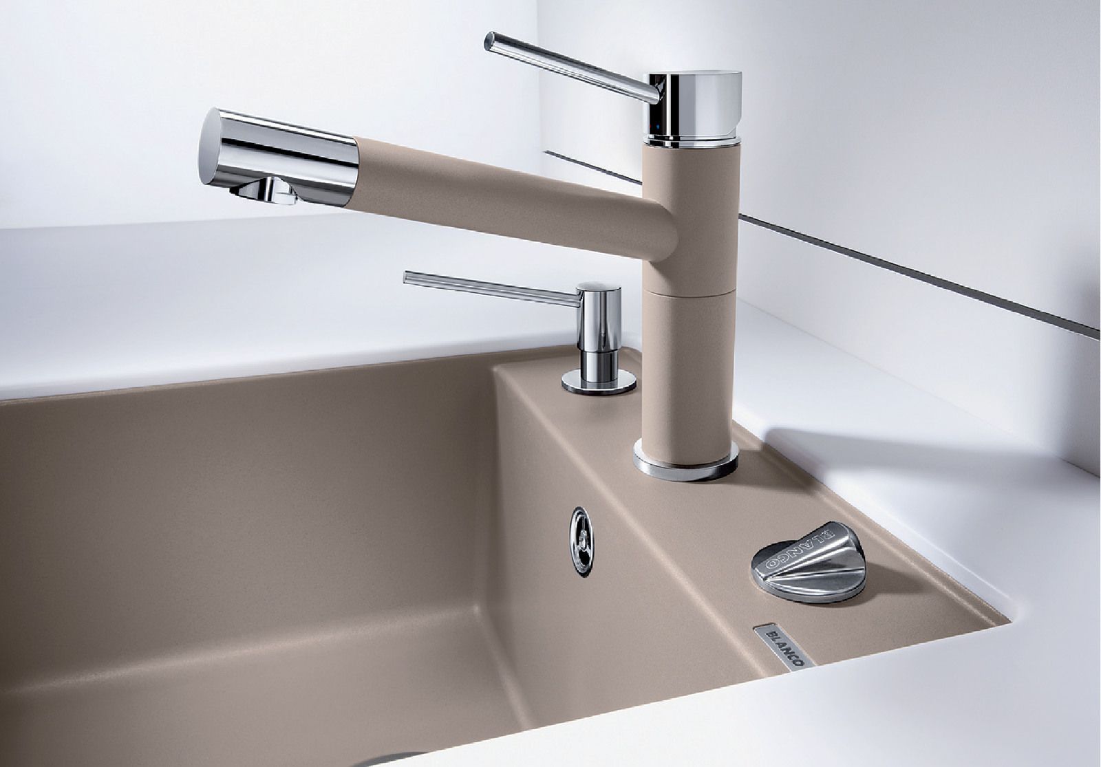 Кухонная мойка Blanco Dalago 45 Silgranit Coffee 517165