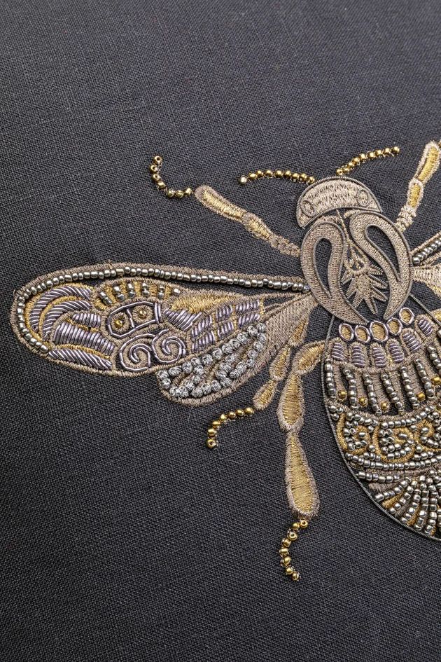 Подушка KARE Kissen Glitter Bee 55237