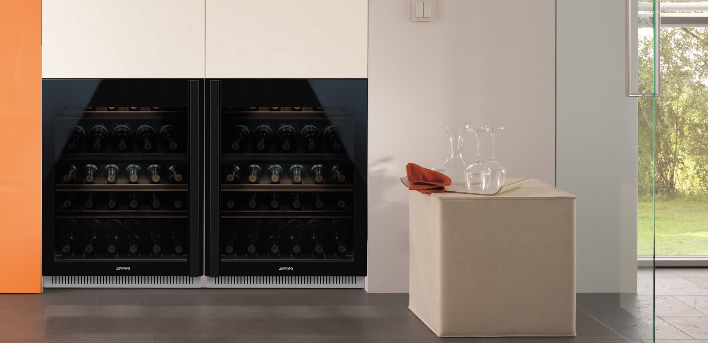 Винный шкаф SMEG CVI638RN3