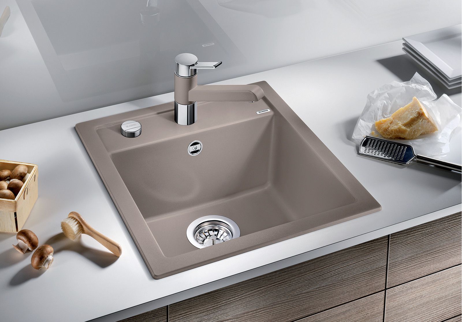 Кухонная мойка Blanco Dalago 45 Silgranit White 517160