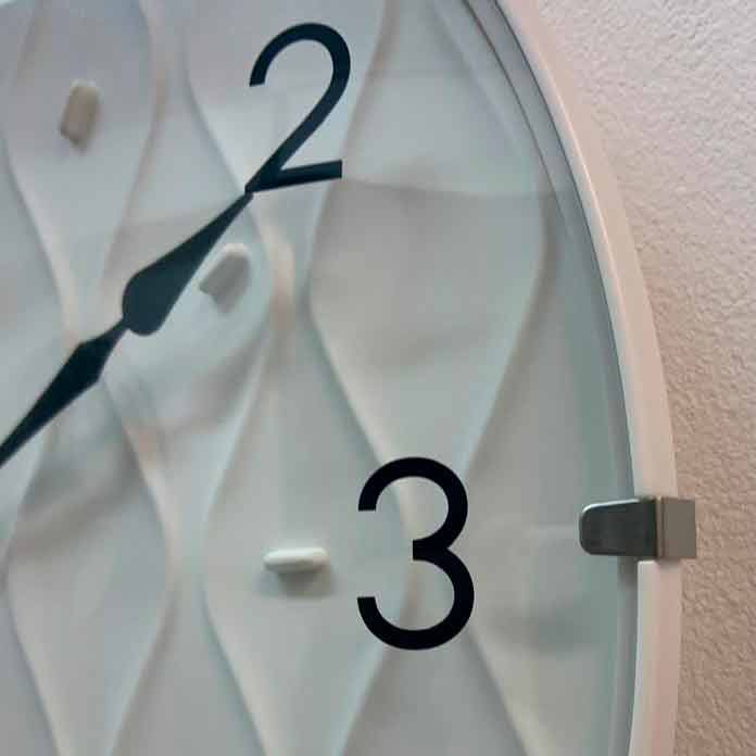 Настенные часы Seiko Quartz Wall Clock QXA794W