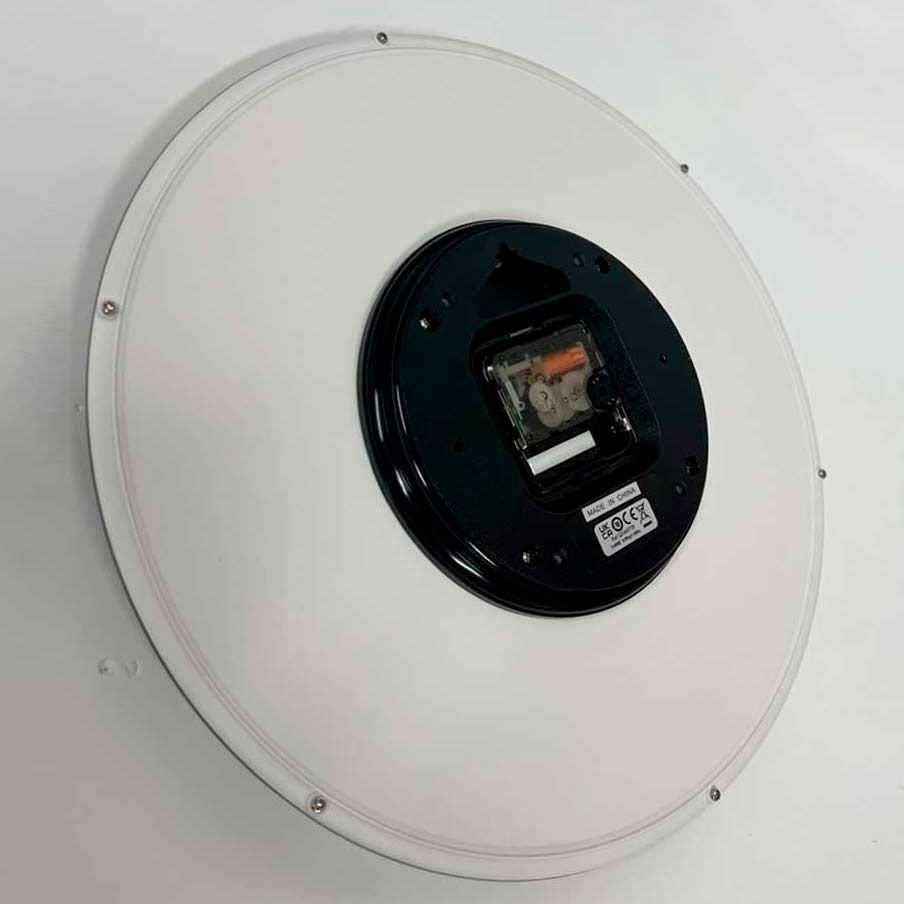 Настенные часы Seiko Quartz Wall Clock QXA677BN