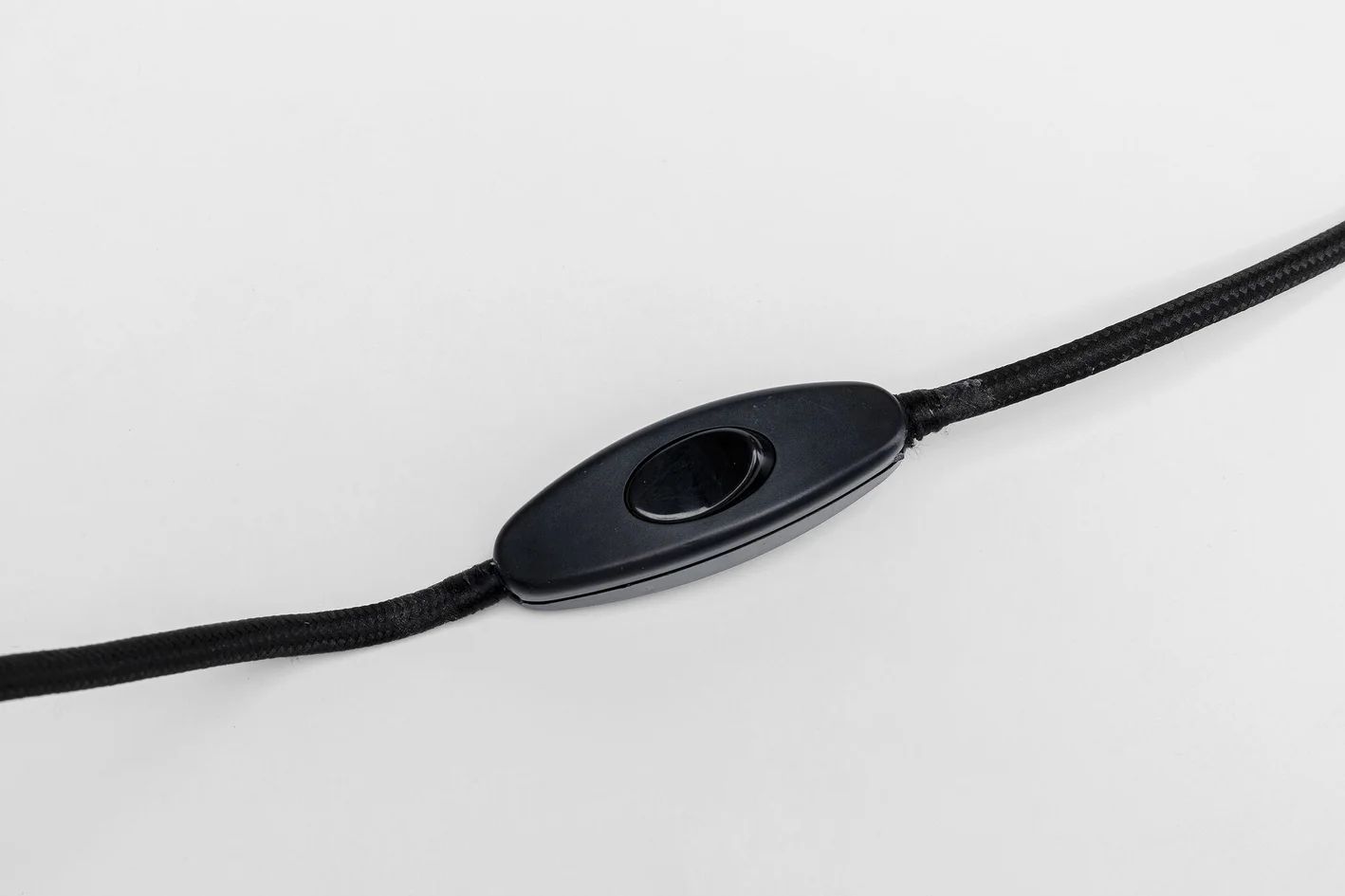 Настольная лампа KARE Tischleuchte Loungy Gold 32213