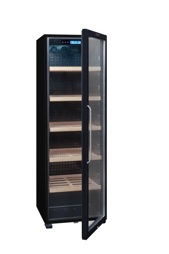 Винный шкаф La Sommeliere CTVNE230A