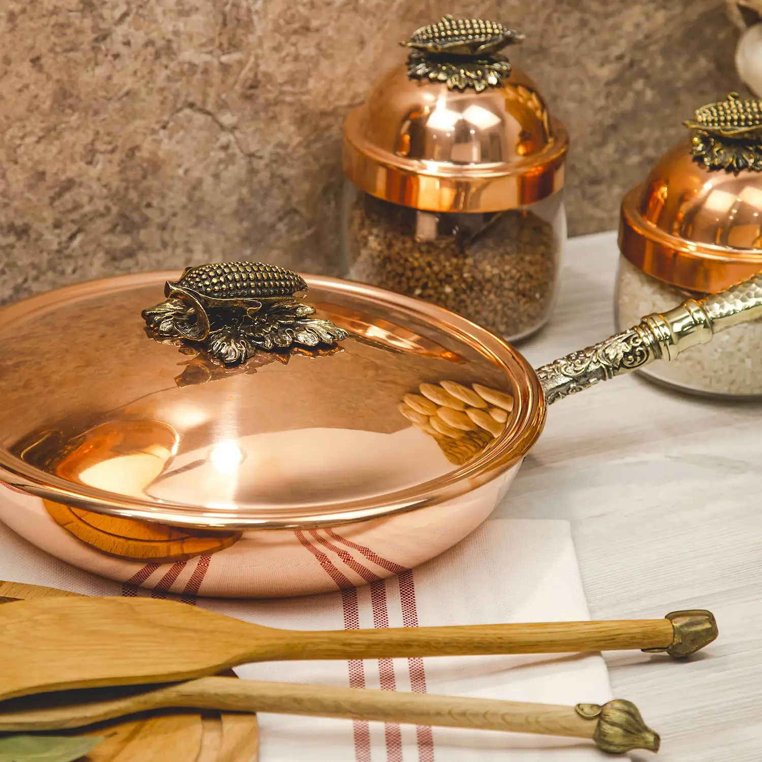 Сковорода с крышкой Кольчугинский Мельхиор KM111764