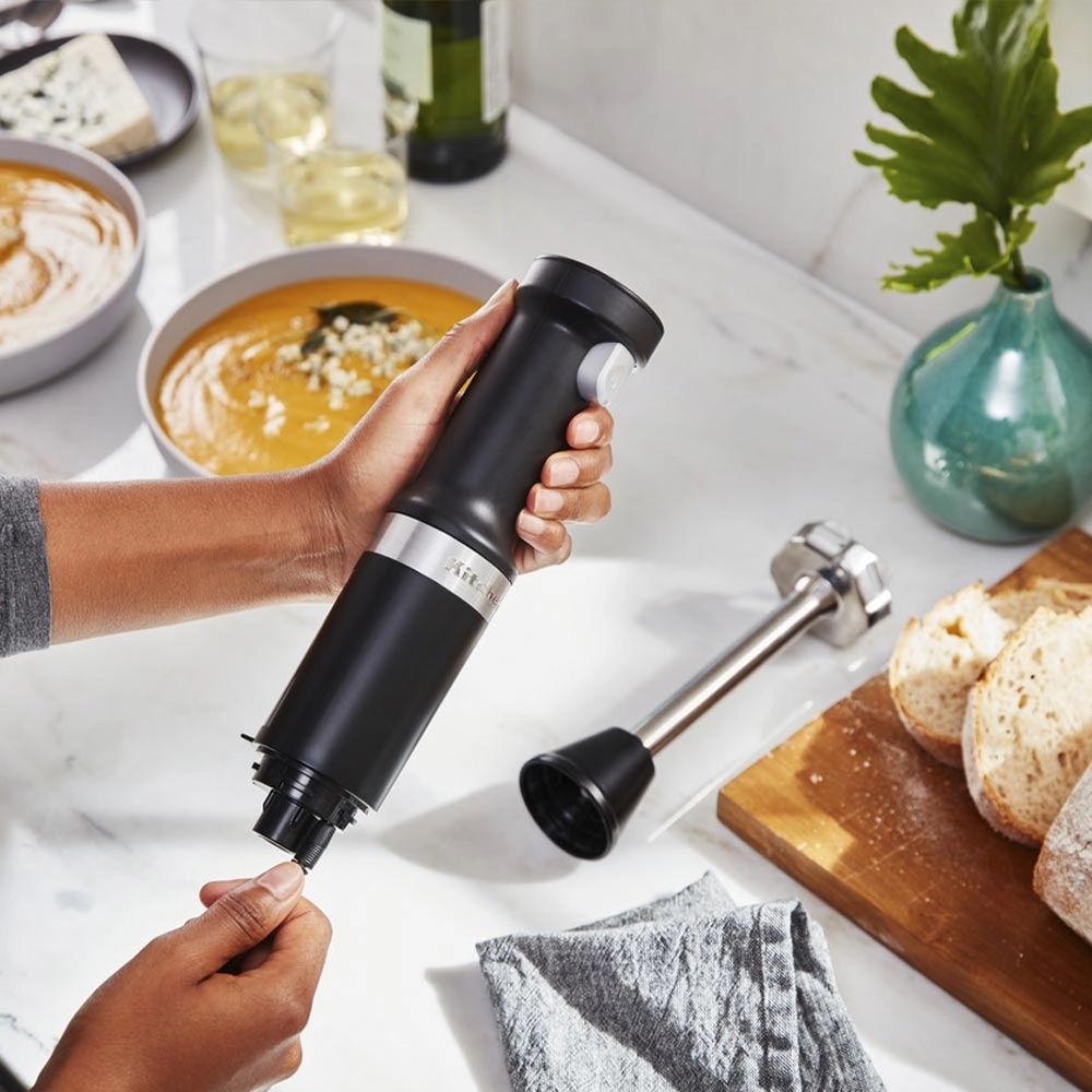 Блендер беспроводной KitchenAid Artisan 5KHBBV83ECA