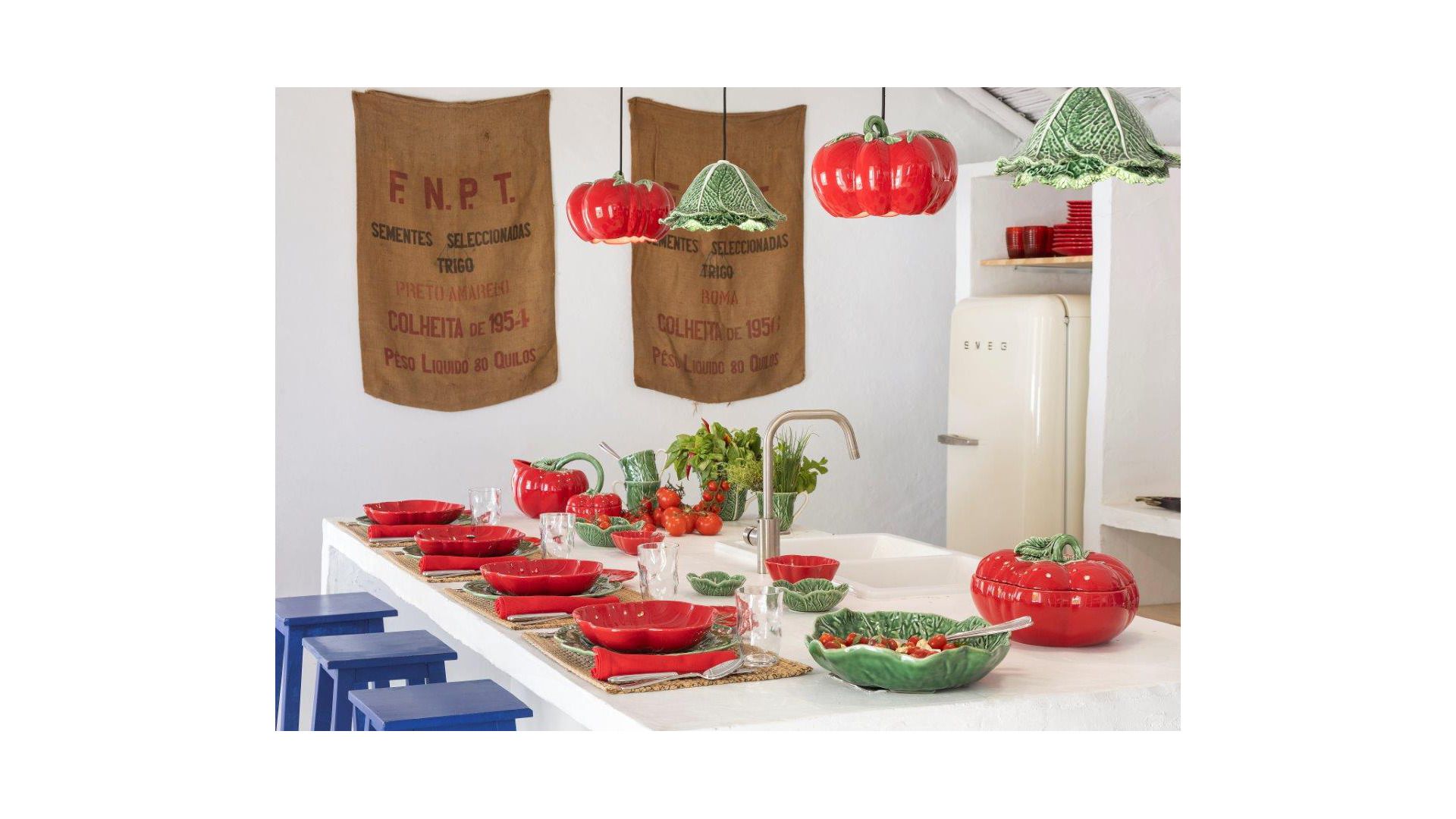 Салатник Bordallo Pinheiro Tomato Salad Bowl 65022237