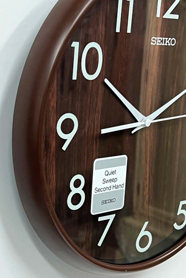 Настенные часы Seiko Quartz Wall Clock QXA810B