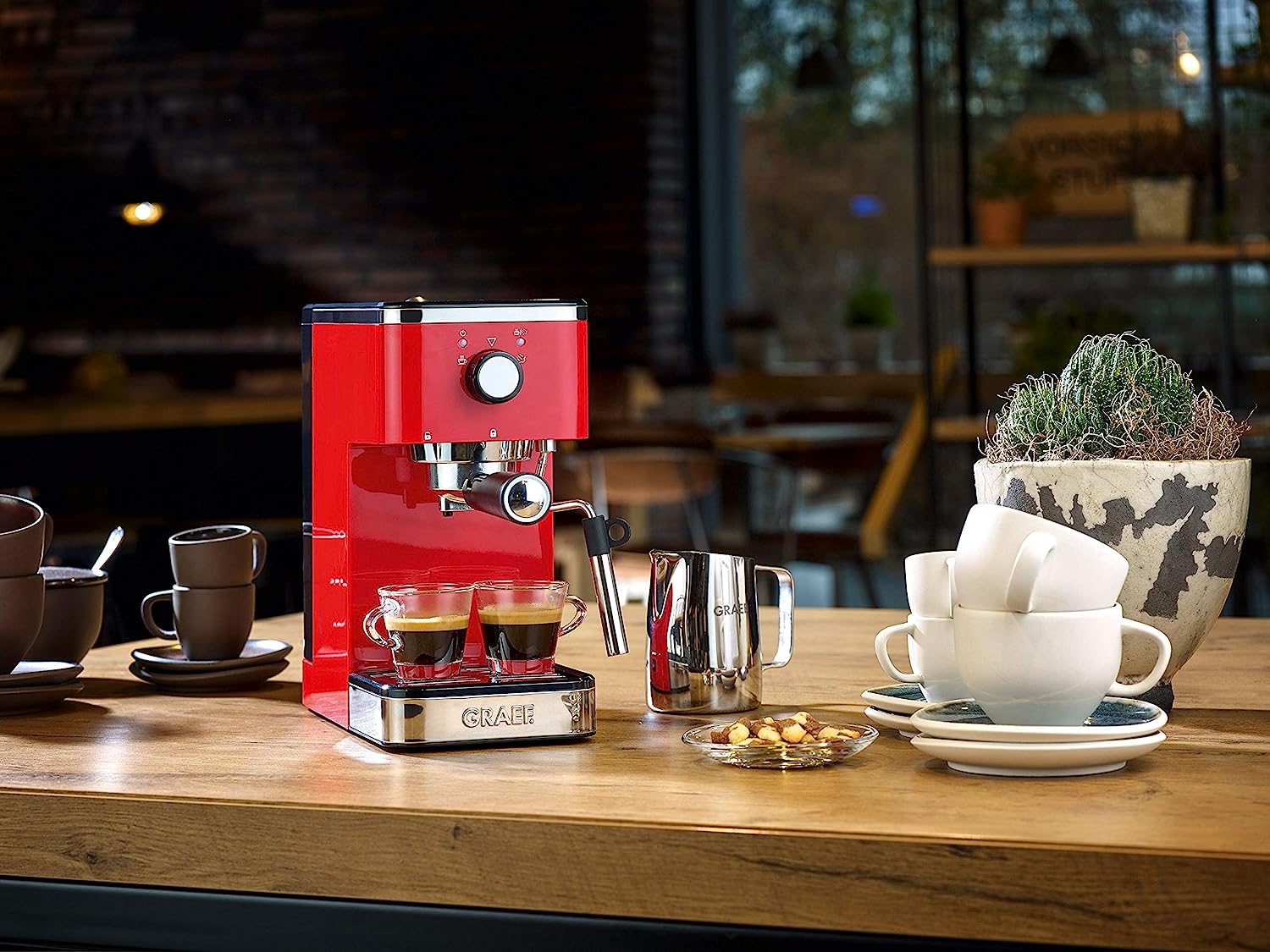 Кофеварка рожковая GRAEF ES 403 Salita