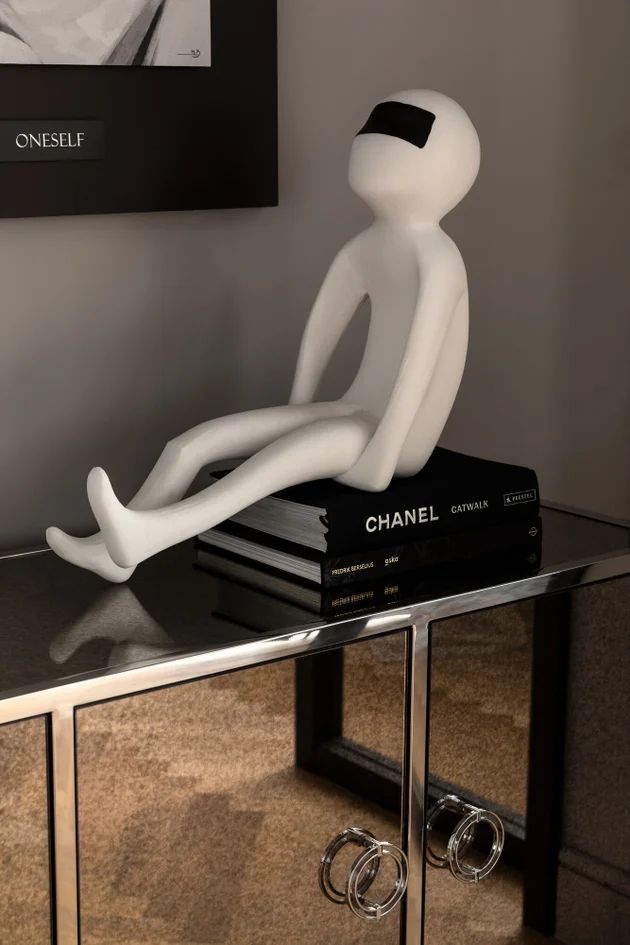 Фигурка KARE Deko Figur Espera 53255