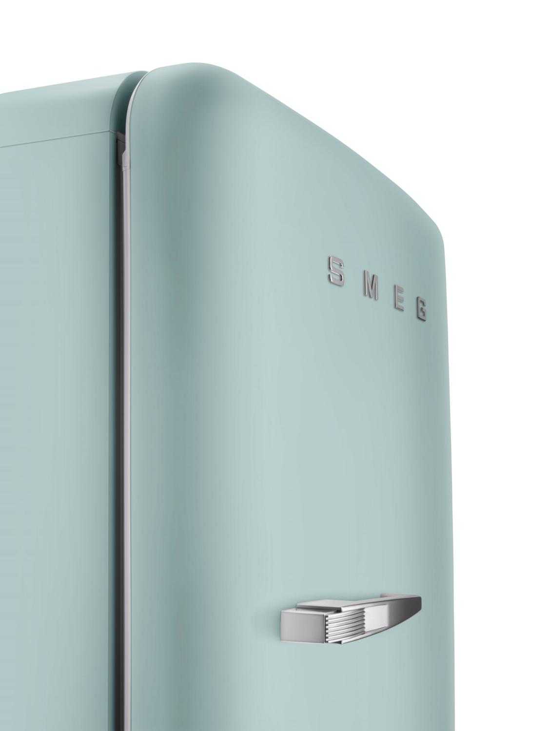 Холодильник SMEG FAB28RDSA5