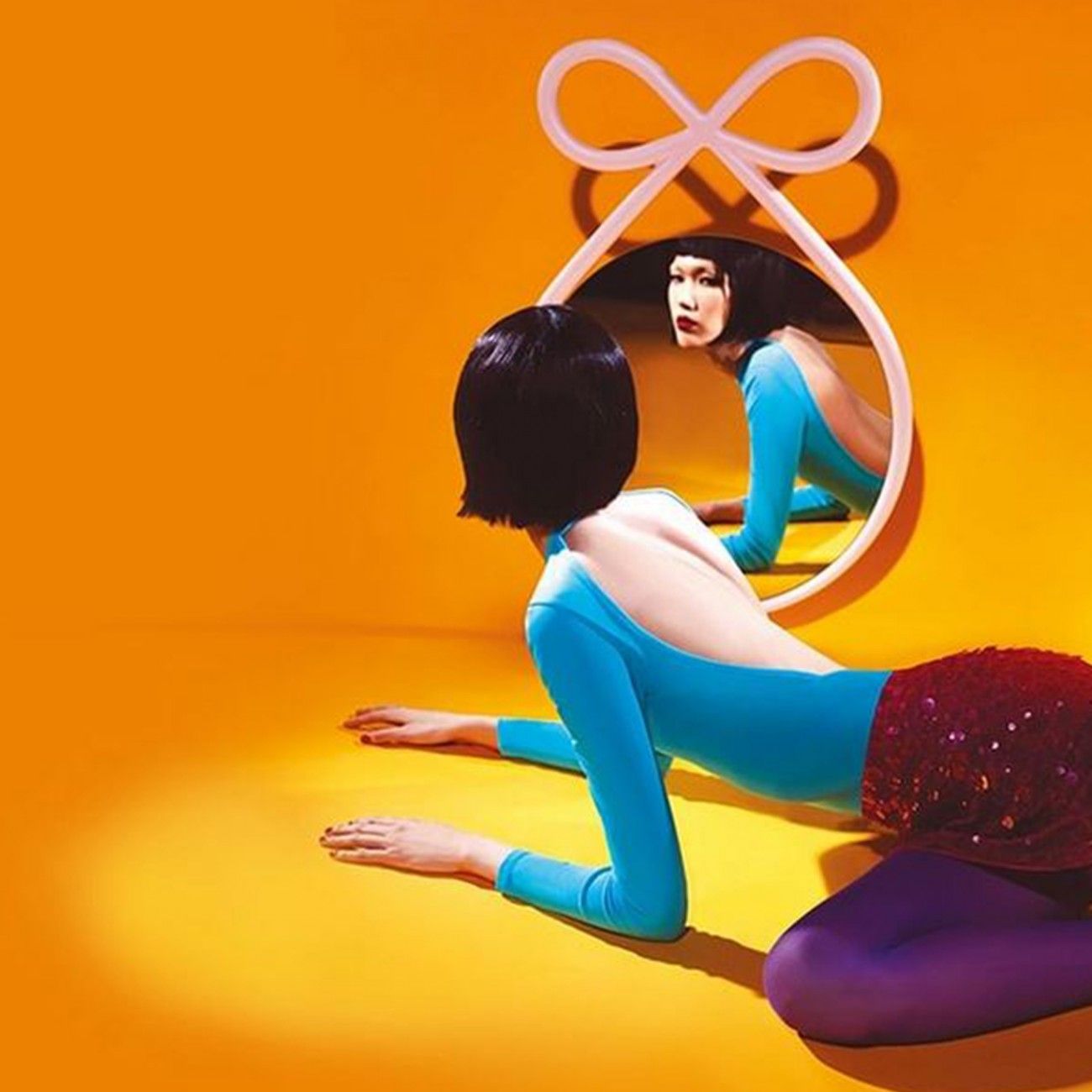 Зеркало Qeeboo Ribbon Black Mirror 83001BL