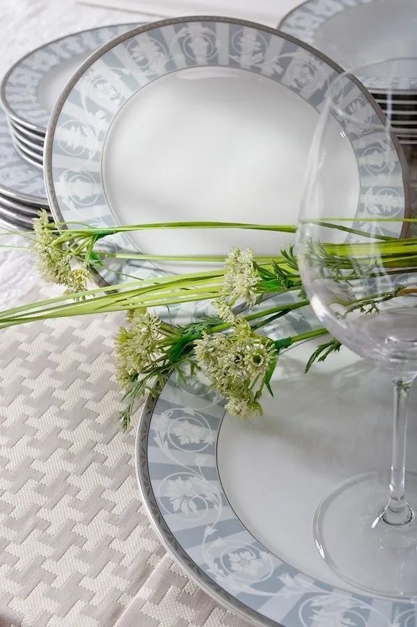 Блюдо круглое Leander Sabina Šedý Ornament 02111333-1013