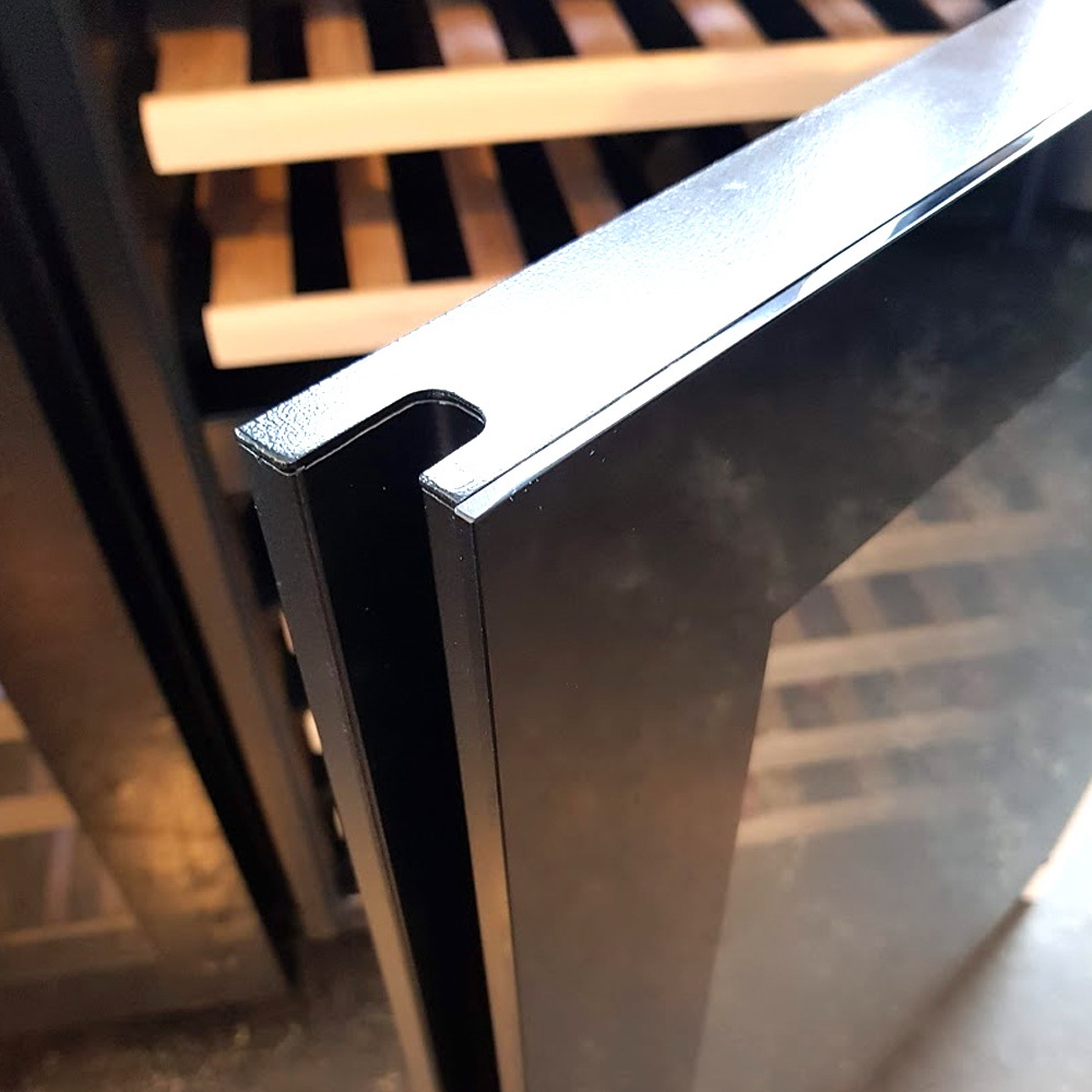 Винный шкаф Temptech Oslo OBIU30DW