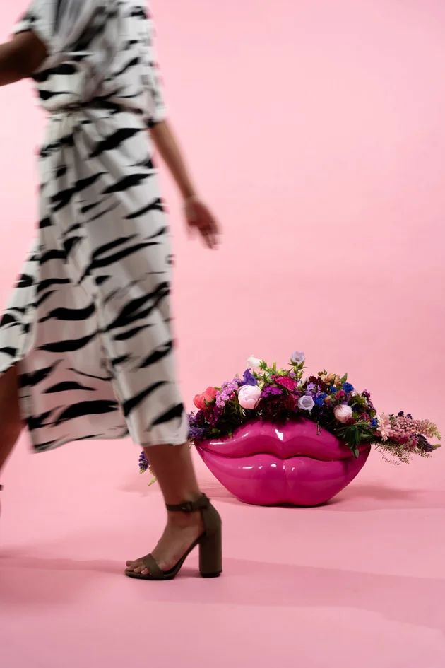 Ваза KARE Vase Lips Pink 55263