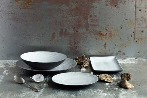 Тарелка суповая Revol Swell White 653531