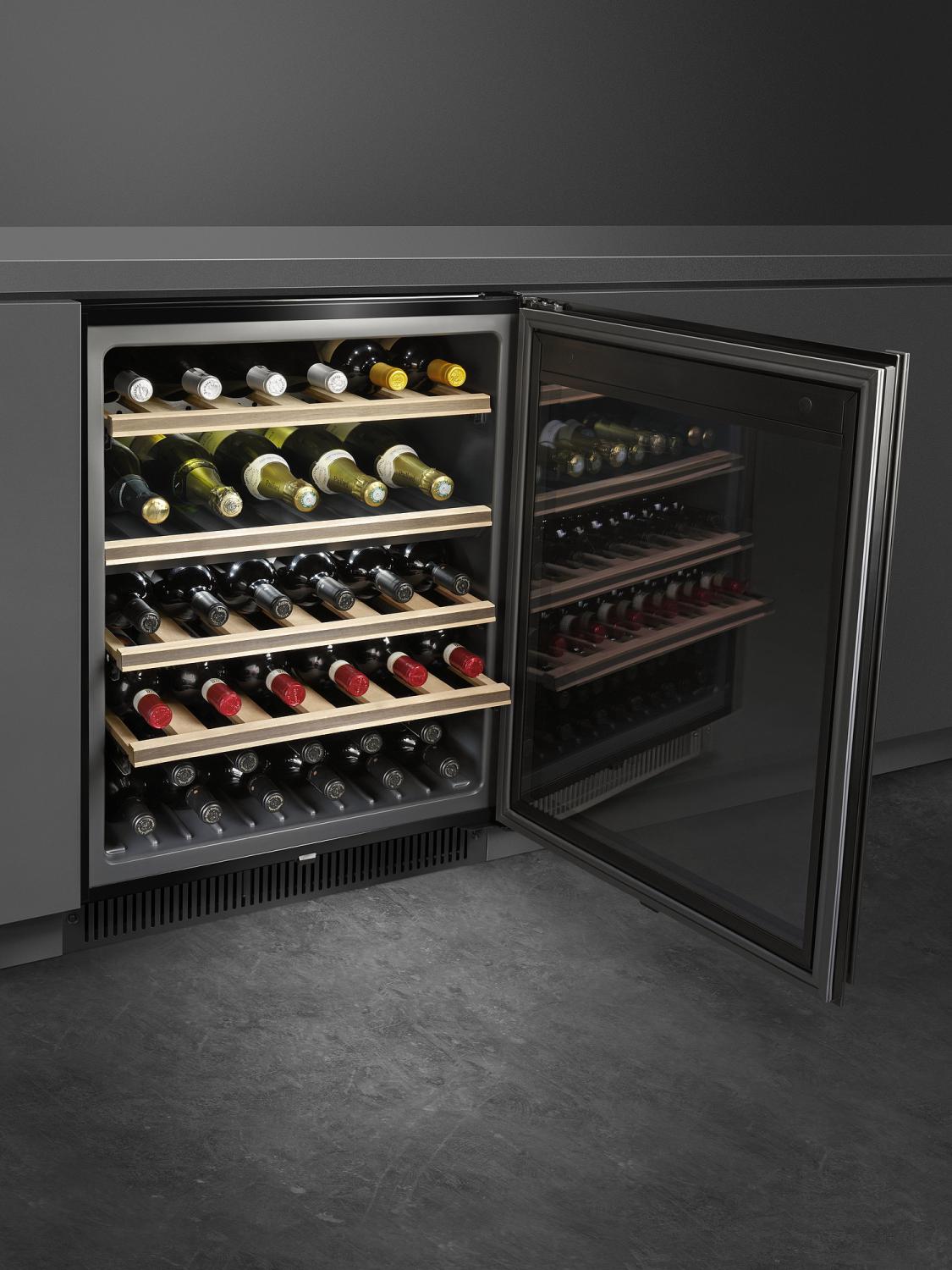 Винный шкаф SMEG CVI338RX3
