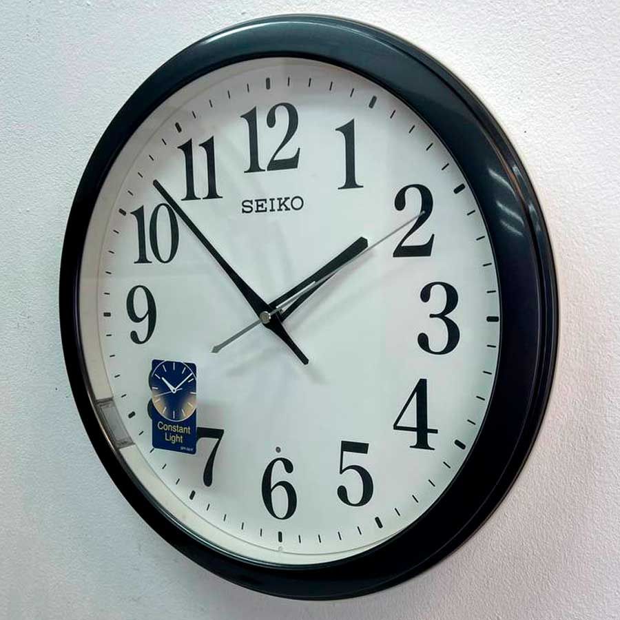 Настенные часы Seiko Quartz Wall Clock QXA776K