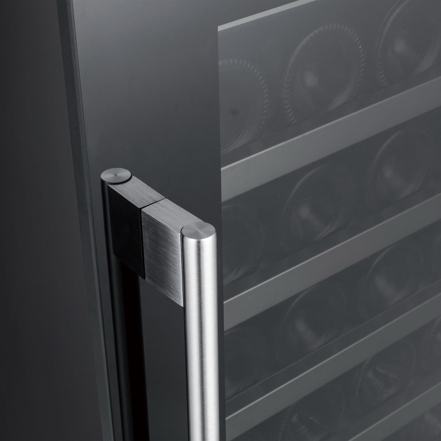 Встраиваемый винный шкаф Temptech STZ60SB STHLM