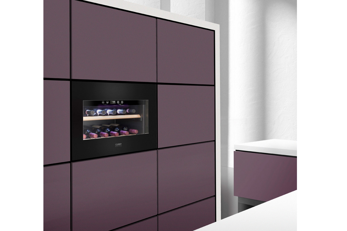 Встраиваемый винный шкаф Caso WineDeluxe E 18