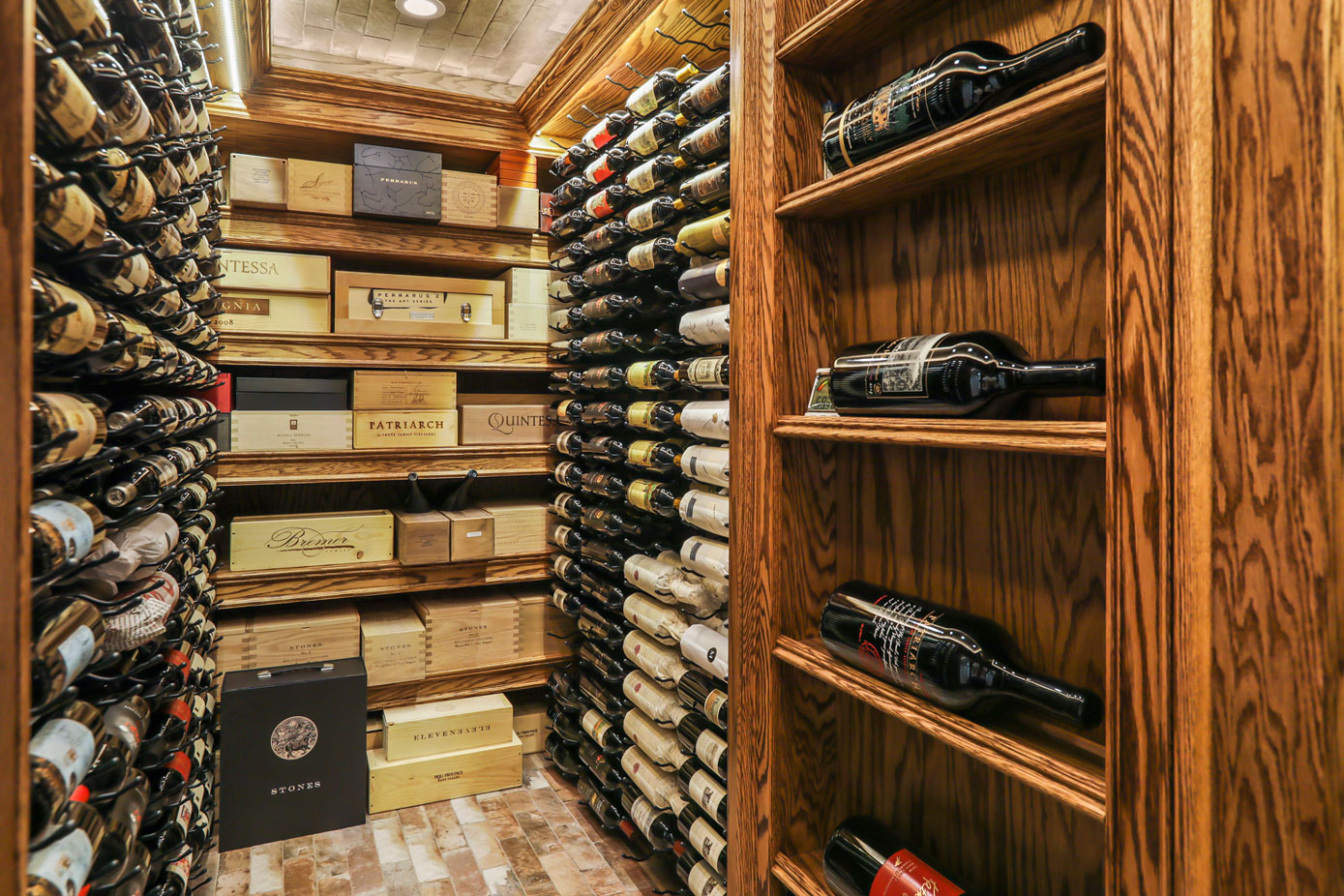 Настенный стеллаж на 36 бутылок DOVINI Triple DOV652123