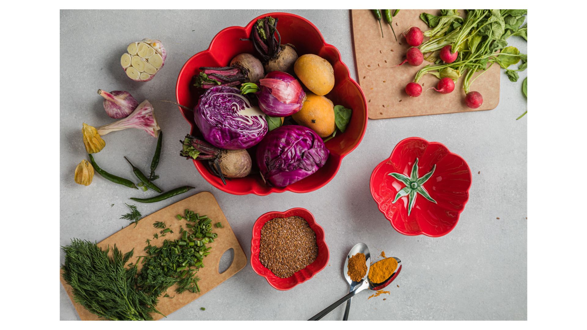 Салатник Bordallo Pinheiro Tomato Salad Bowl 65022237