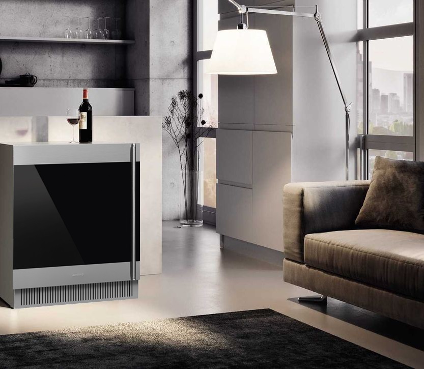 Винный шкаф SMEG CVI338LX3