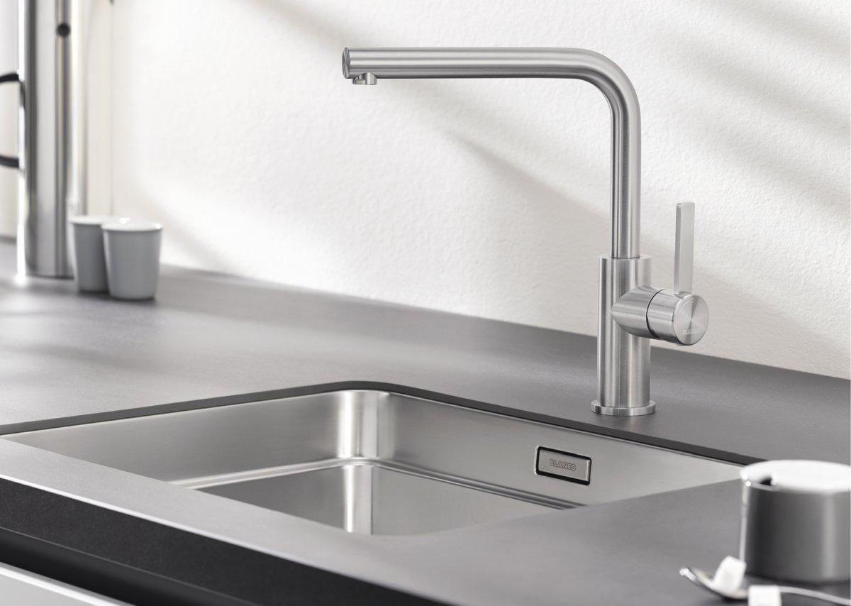 Кухонный смеситель Blanco Lanora Stainless Steel 523122