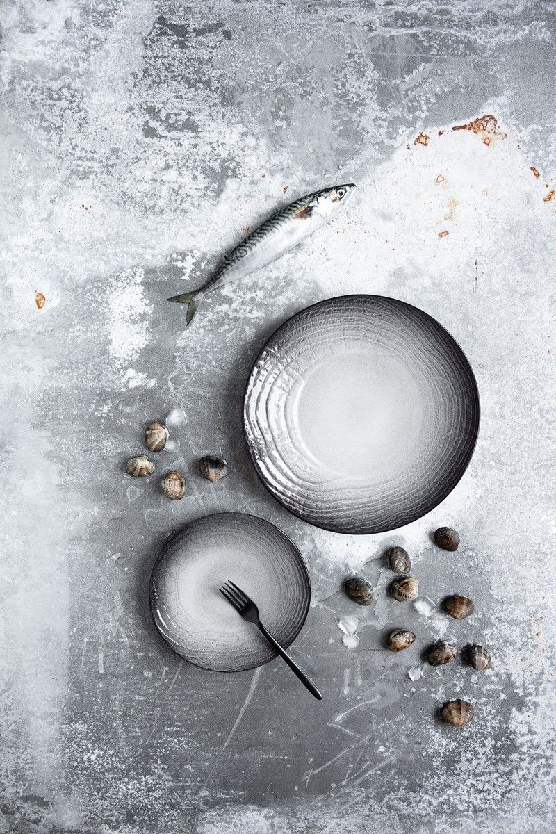 Тарелка десертная Revol Swell Black 653517