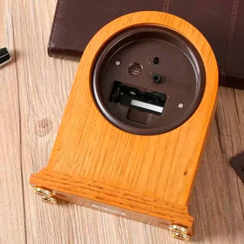 Настольные часы Seiko Quartz Table Clock QXE031BN