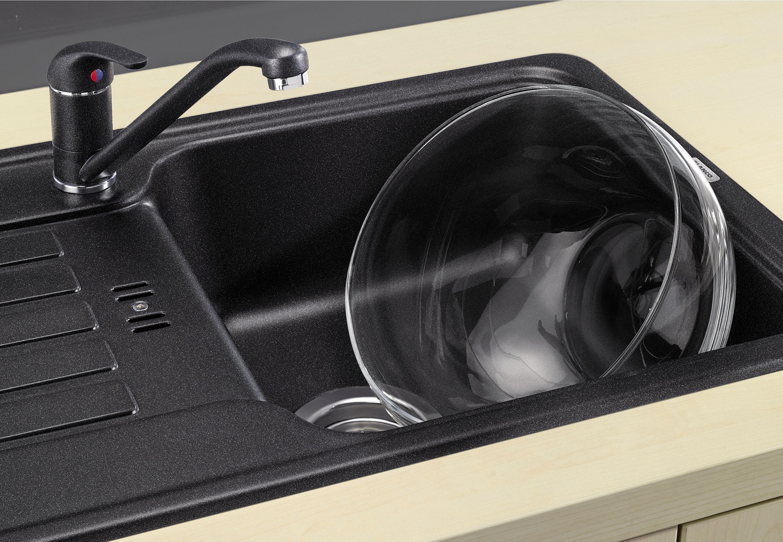 Кухонный смеситель Blanco Daras Silgranit-Look Black 526233