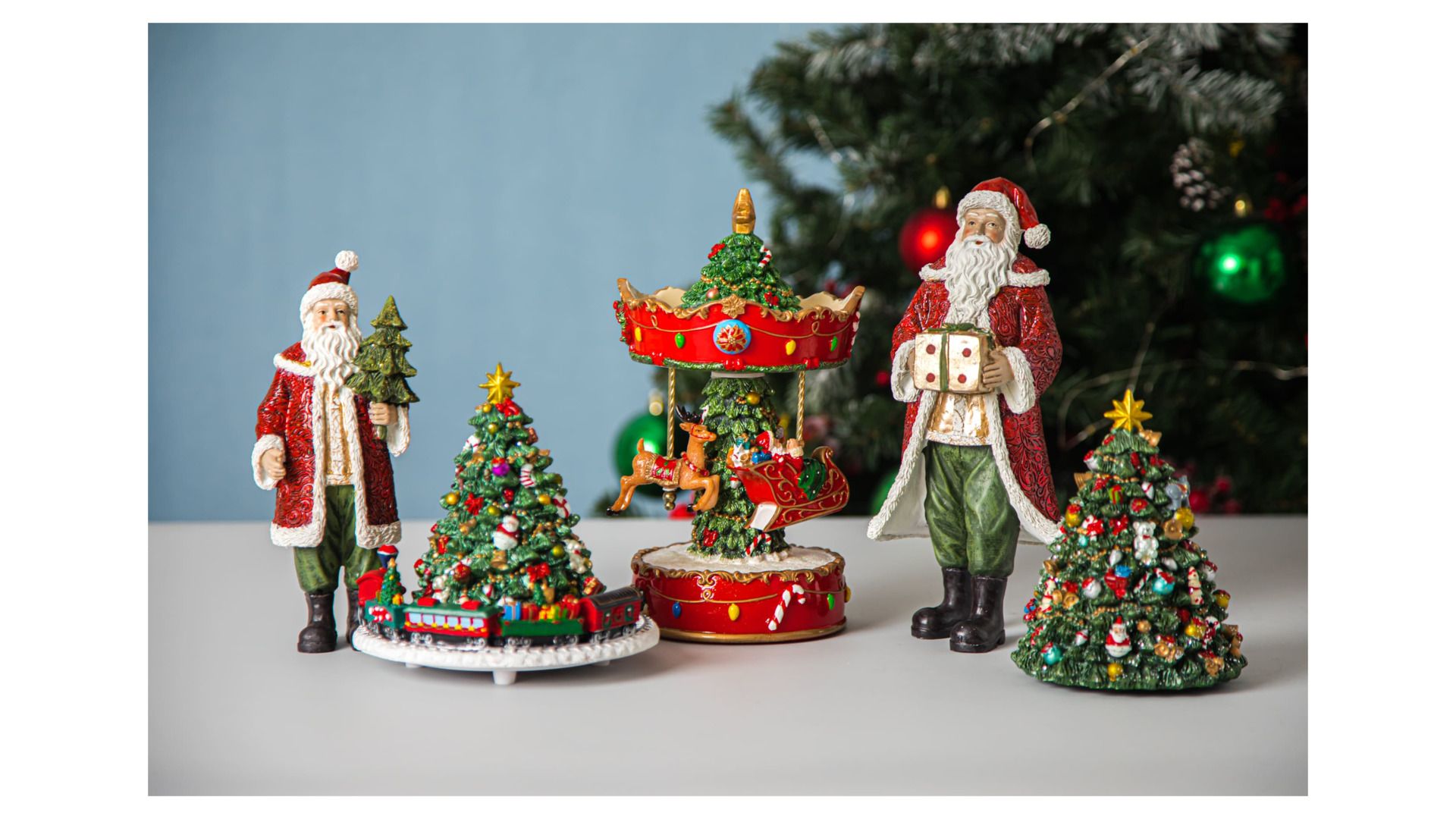 Фигурка Lamart Noel Santa with Gifts 22103