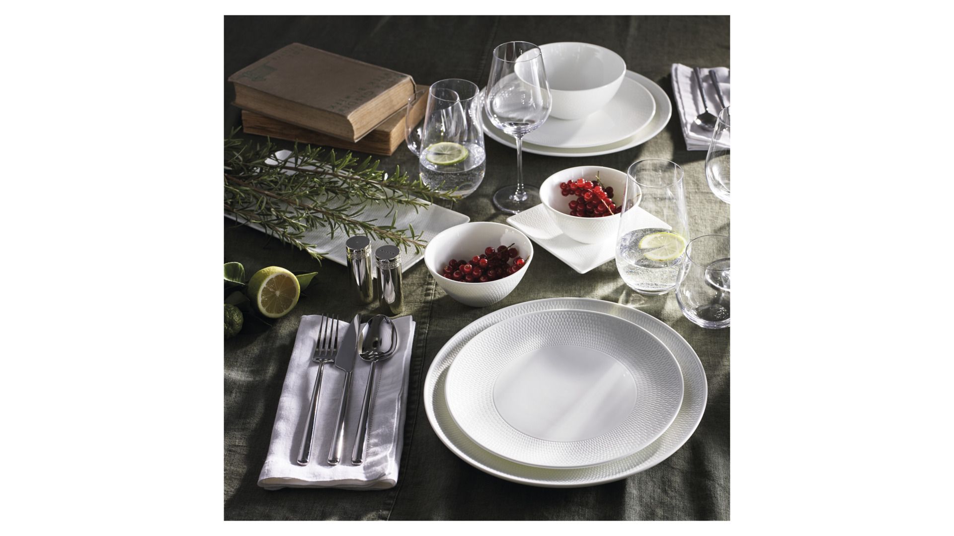 Тарелка обеденная Wedgwood Gio Dinner Plate 40023838