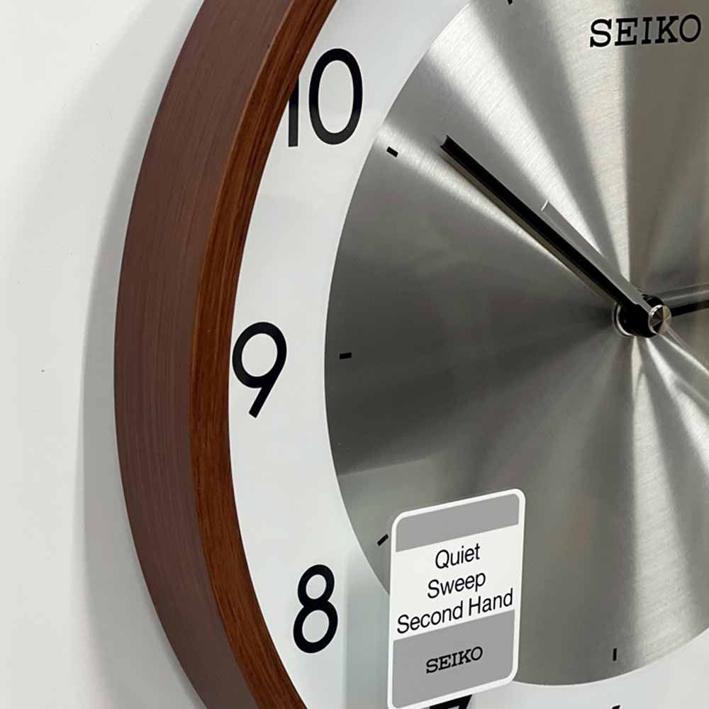 Настенные часы Seiko Quartz Wall Clock QXA615BN