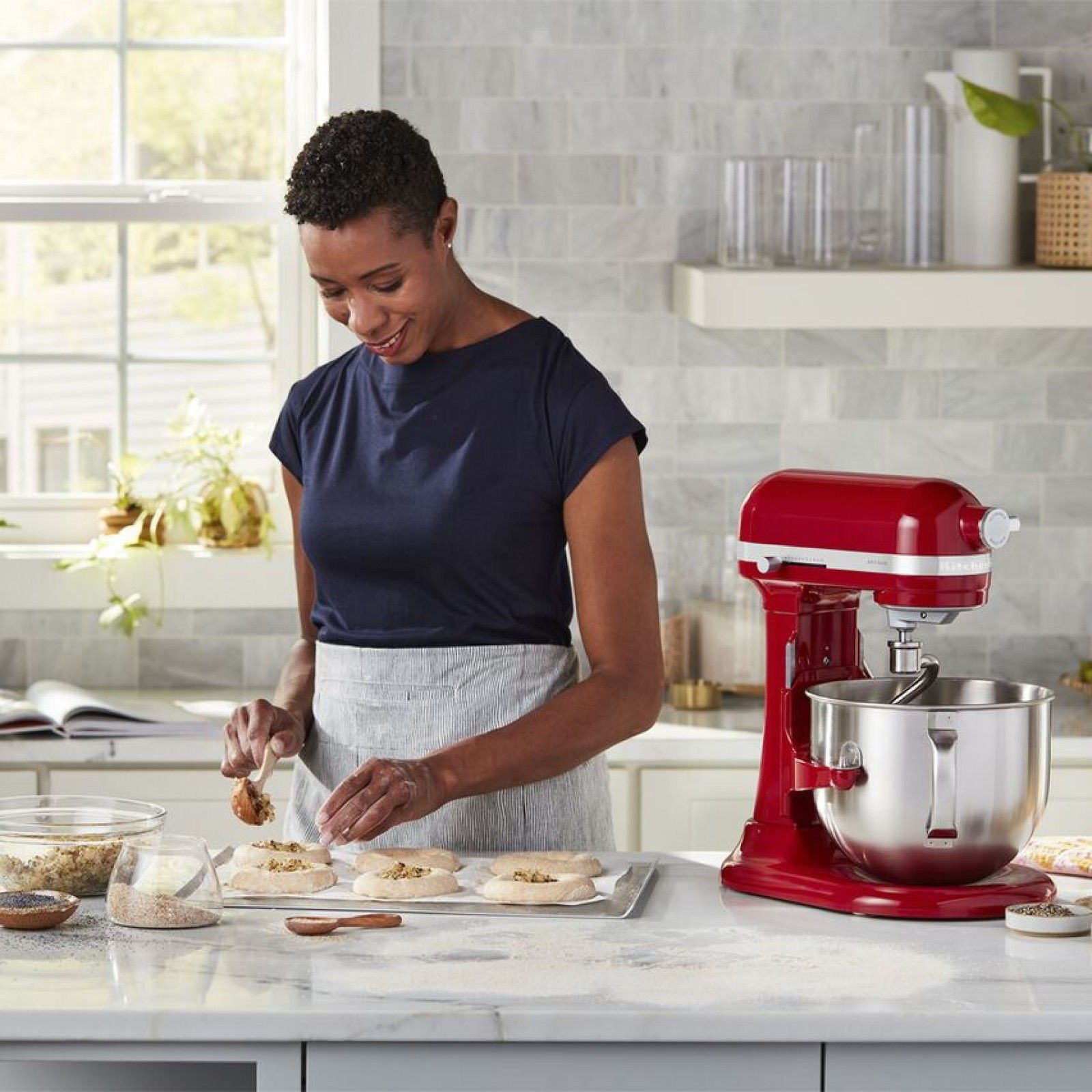 Миксер планетарный KitchenAid Artisan 5KSM70SHXEER