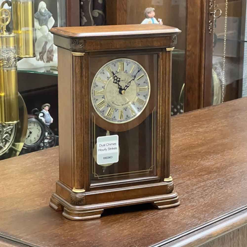 Настольные часы Seiko Quartz Table Clock QXQ008B