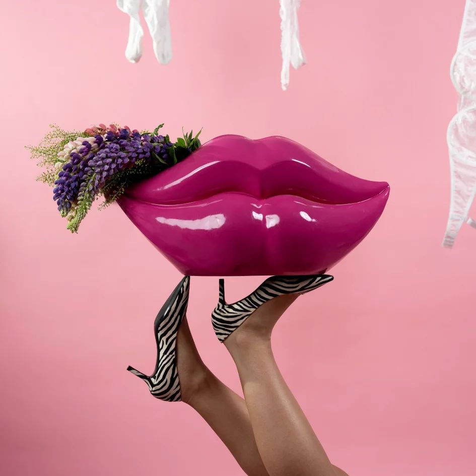 Ваза KARE Vase Lips Pink 55263