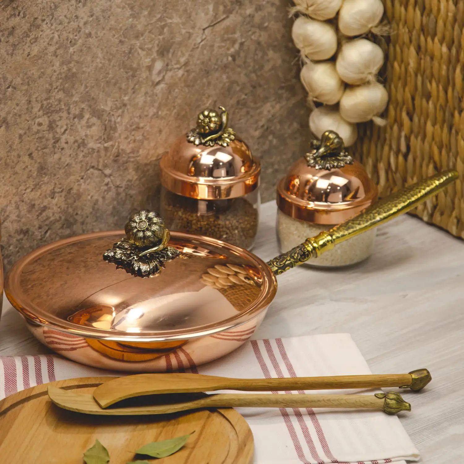 Сковорода с крышкой Кольчугинский Мельхиор KM111798