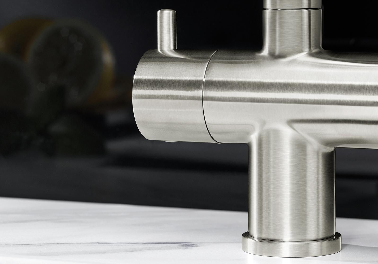 Кухонный смеситель Blanco Fontas II PVD Steel 525138